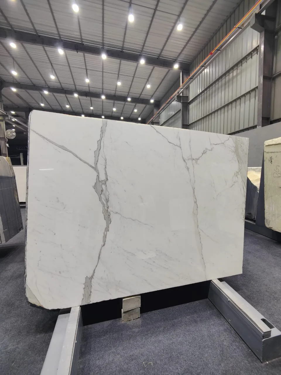 Calacatta white Marble